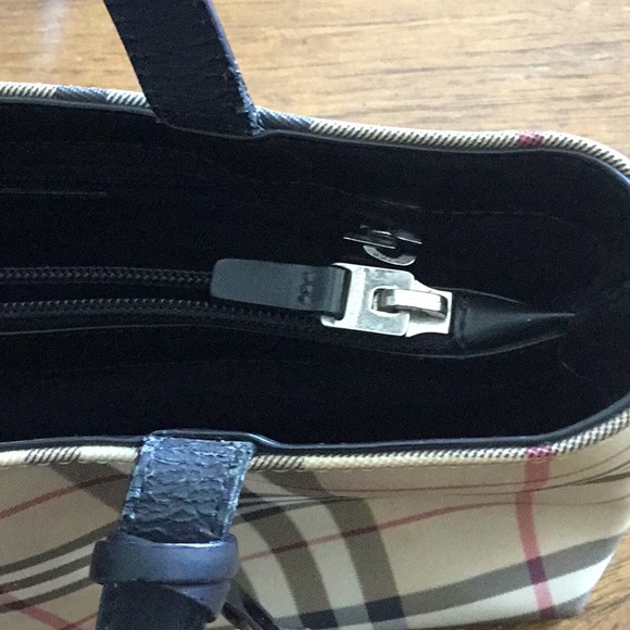 Burberry House Check Small Tote Coated canvas with Black leather detail - Picture 7 of 16